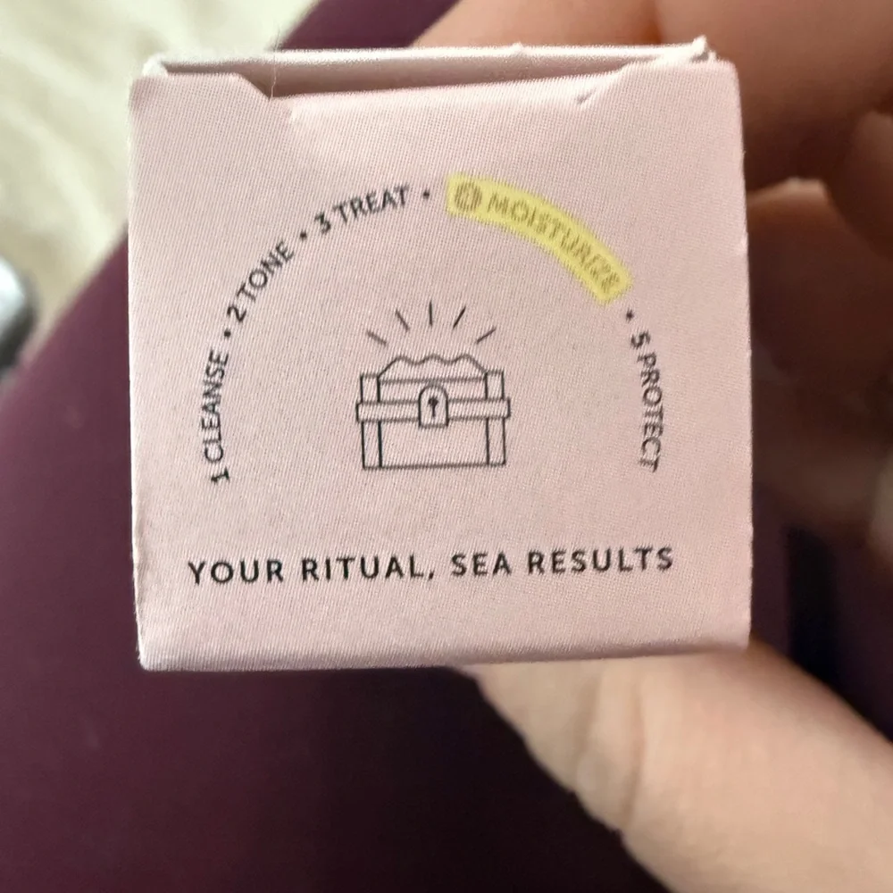 ❤️ 3/$25 EARTH HARBOR NATURALS TREASURE Barrier Boost Glazing Milk